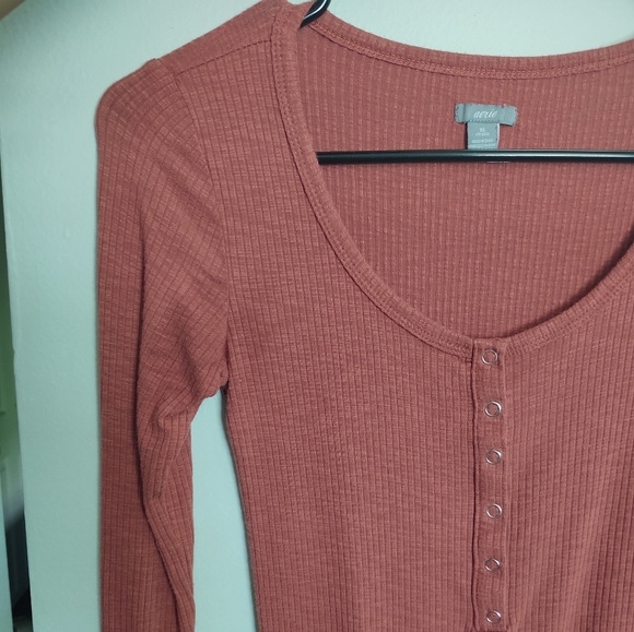 Aerie long sleeve bodysuit - Picture 2 of 2